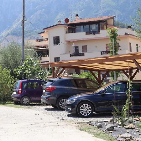 Nyaraló Francesca B Roccagloriosa